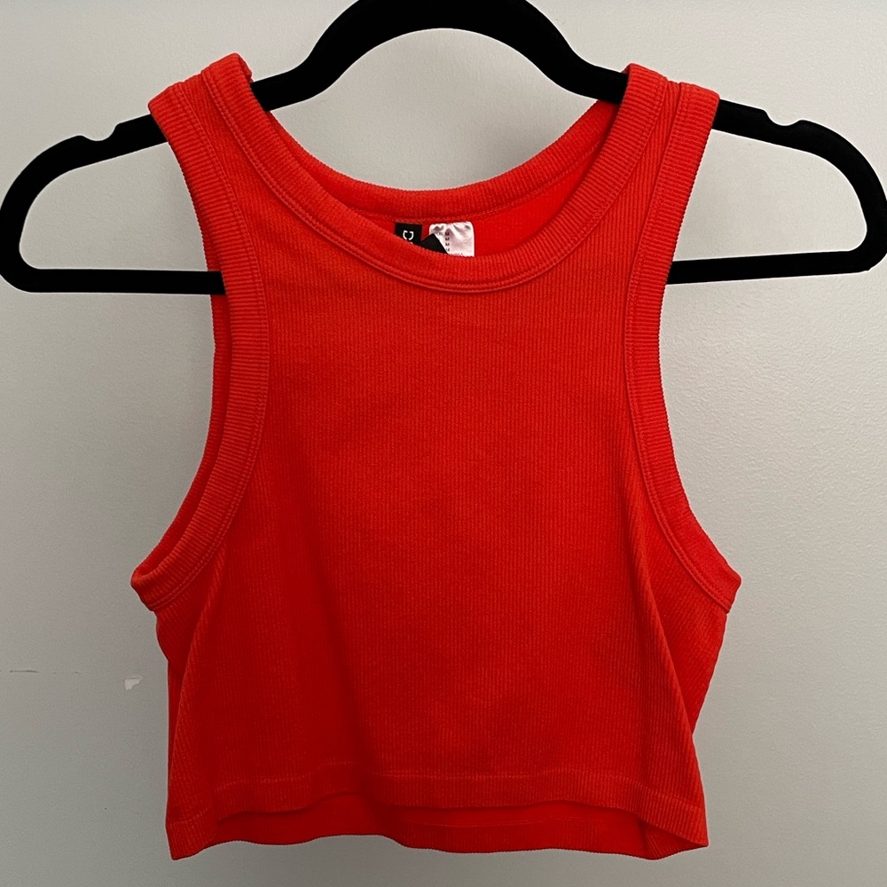 H&M crop top